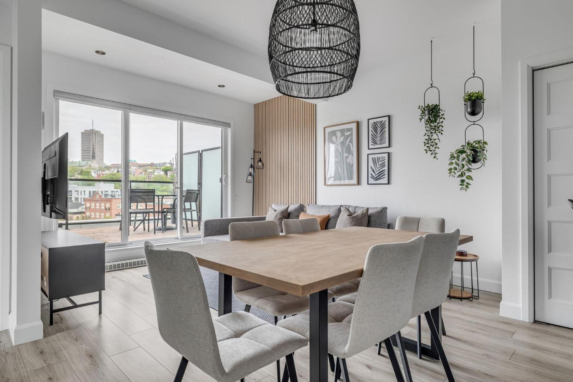 Magnifique Penthouse Au Centre De Quebec City
