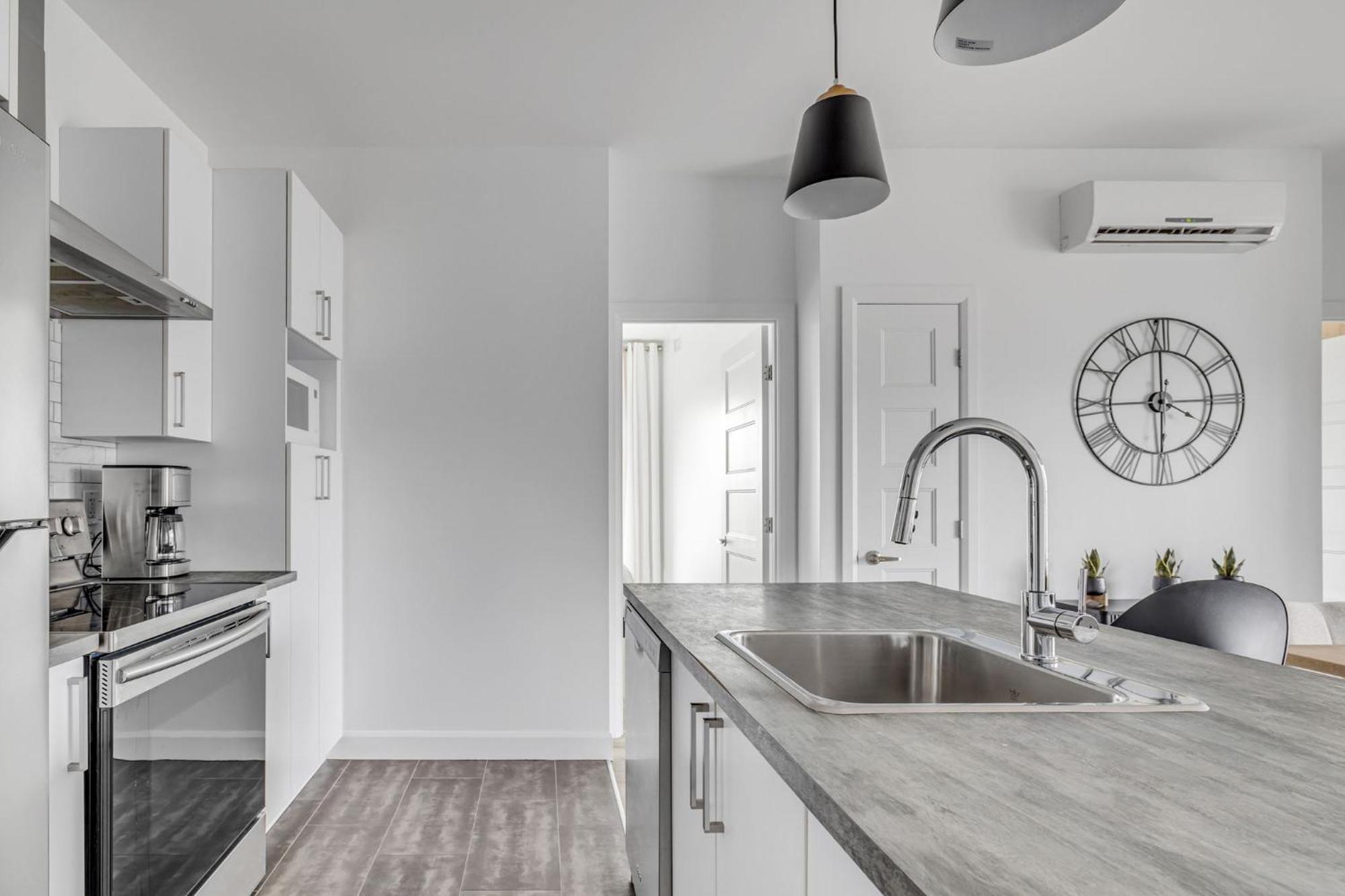 Magnifique Penthouse Au Centre De Quebec City